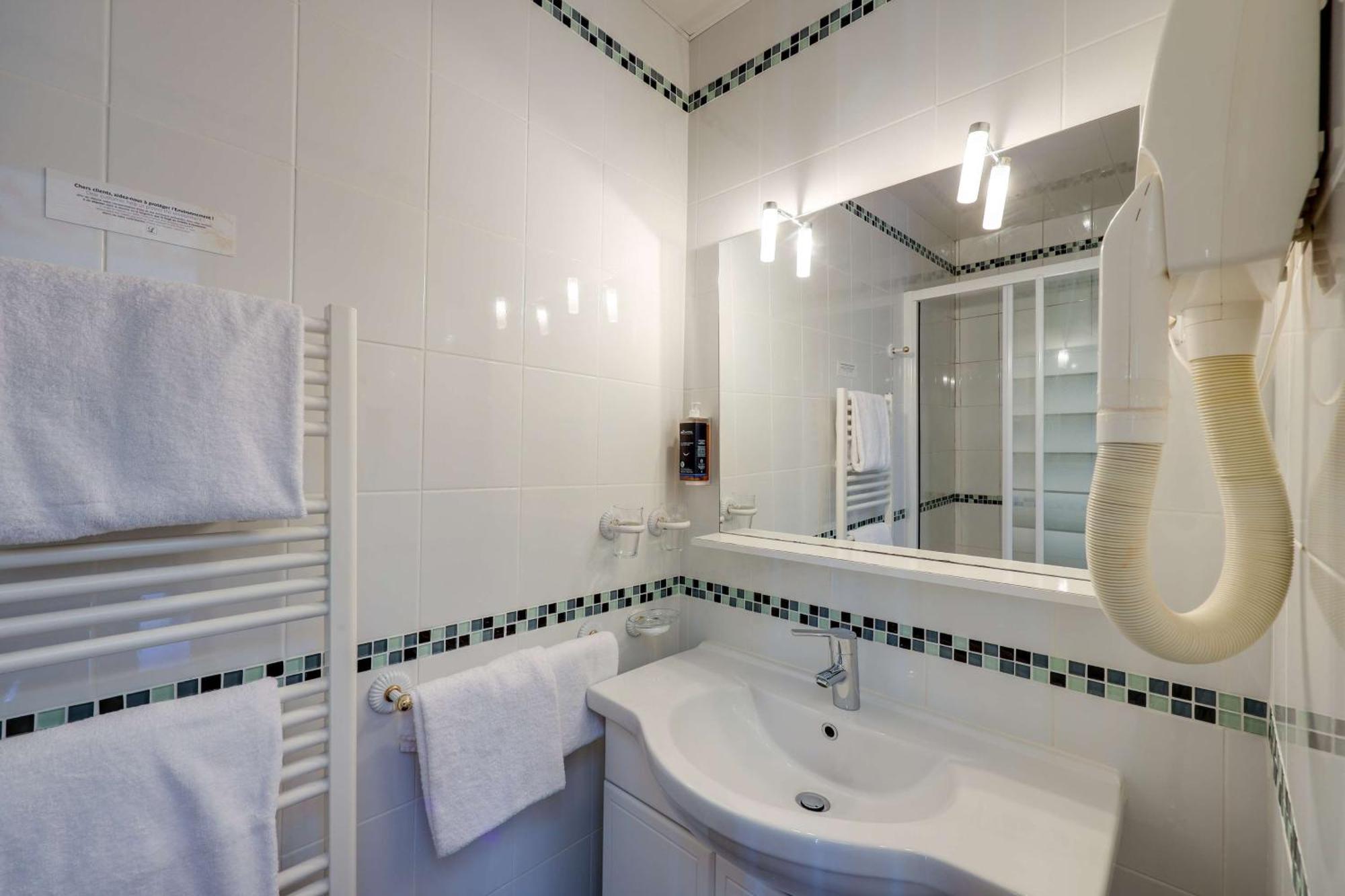 Brit Hotel & Spa Le Roc Au Chien Bagnoles de l'Orne Normandie Luaran gambar