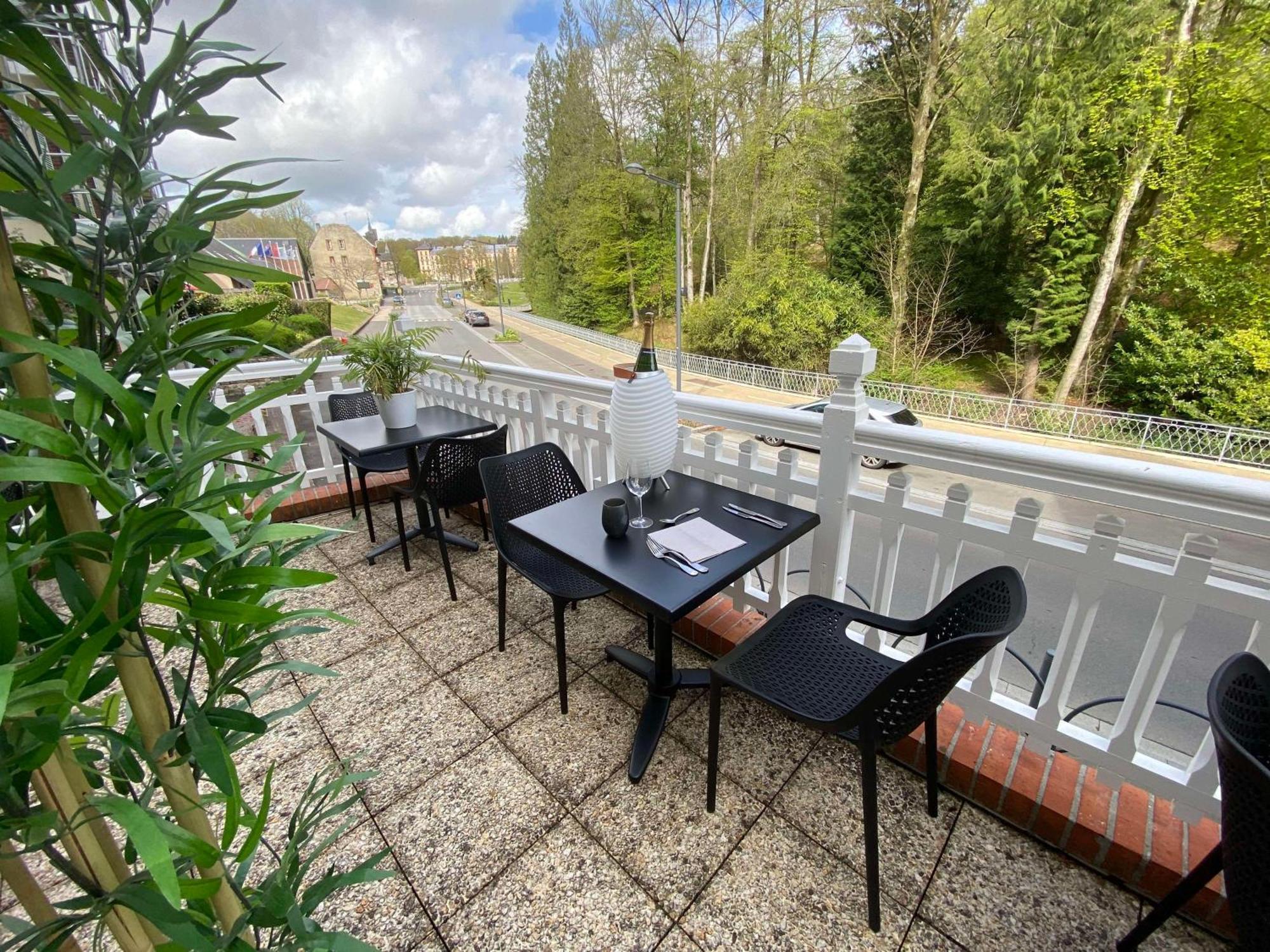 Brit Hotel & Spa Le Roc Au Chien Bagnoles de l'Orne Normandie Luaran gambar
